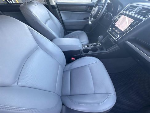 Used 2019 Subaru Outback 2.5i Limited image 12