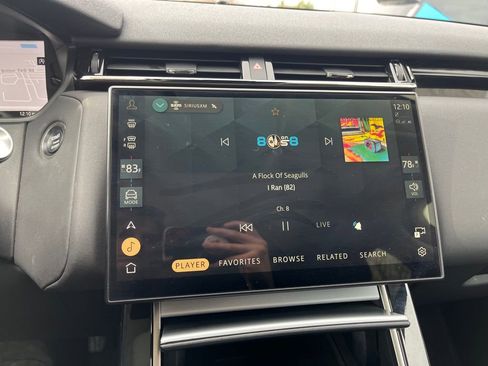 Used 2024 Land Rover Range Rover Velar S image 24