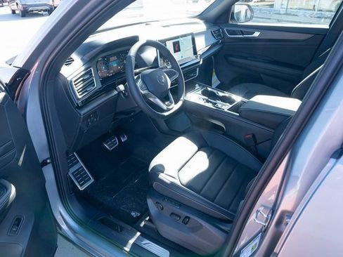 New 2026 Volkswagen Atlas Cross Sport SEL R-Line image 15