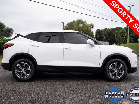 Used 2023 Chevrolet Blazer LT image 9