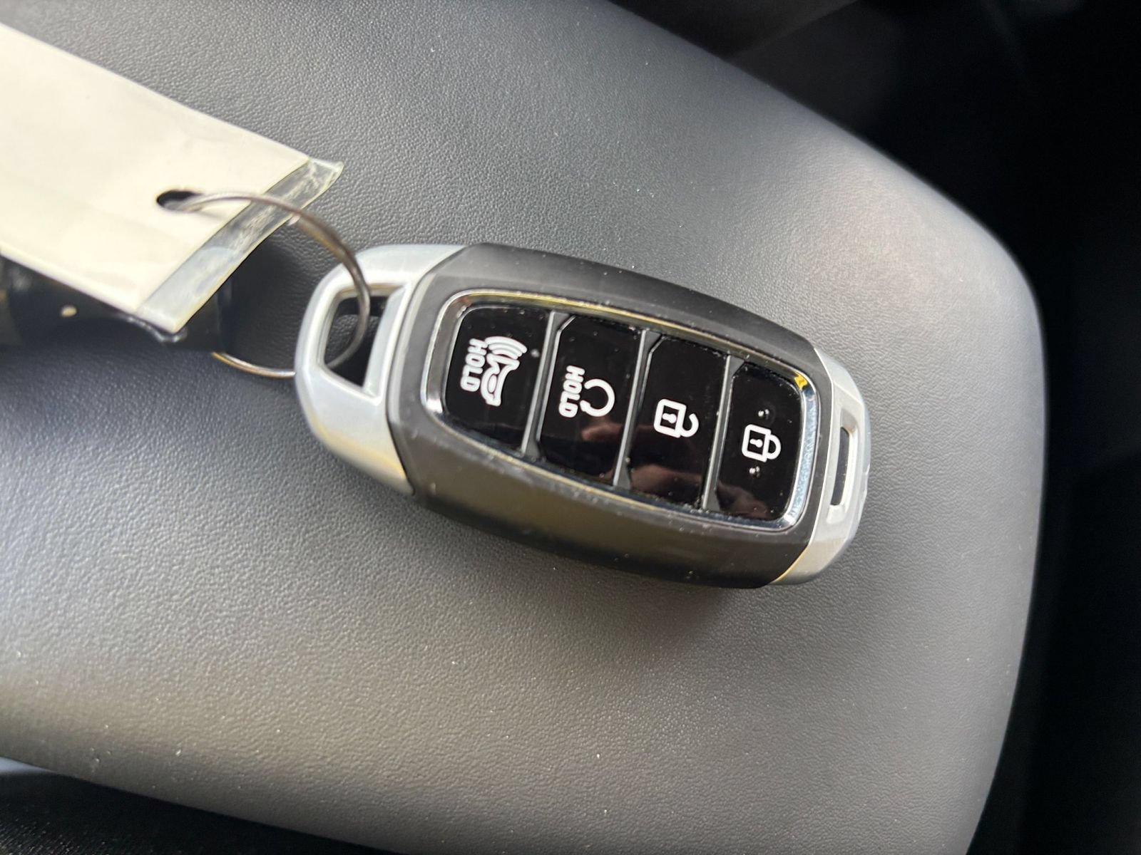 Used 2026 Hyundai Venue SEL FWD image 22