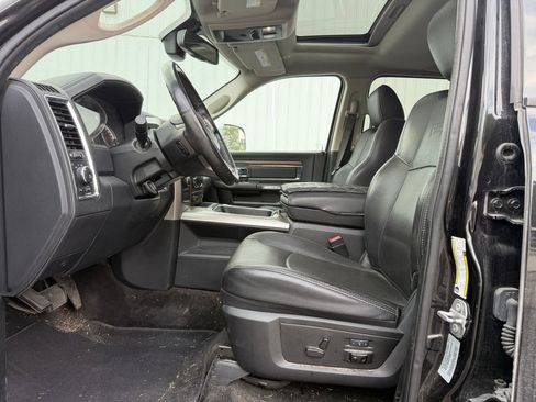Used 2017 RAM 3500 Laramie w/ Snow Chief Group AWD/4WD image 5