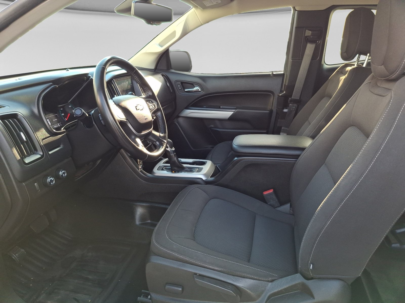 Used 2022 Chevrolet Colorado LT w/ Fleet Safety Package AWD/4WD image 28