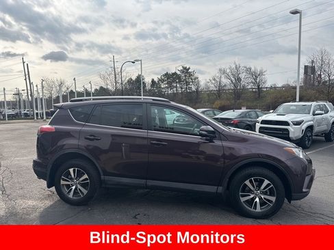 Used 2018 Toyota RAV4 XLE image 8