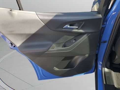 Used 2025 Chevrolet Equinox RS w/ Safety and Technology Package image 17