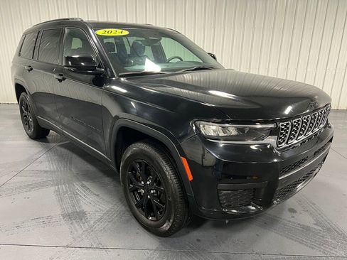 Used 2024 Jeep Grand Cherokee L Laredo image 17