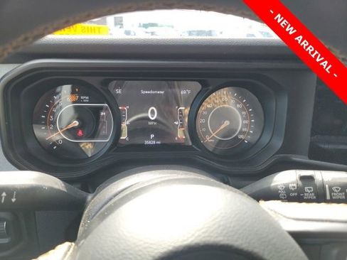Used 2024 Jeep Wrangler Unlimited Sport AWD/4WD image 9