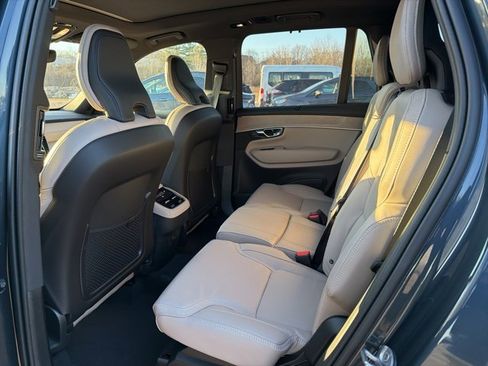 New 2026 Volvo XC90 B6 Ultra w/ Protection Package Premier image 8