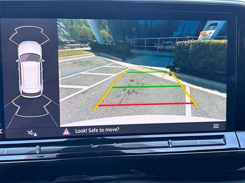 Used 2025 Volkswagen Atlas Cross Sport SE image 13