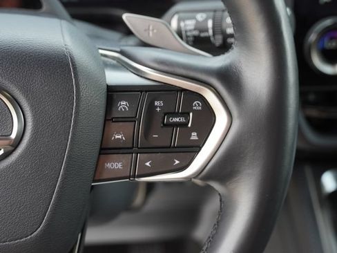 Used 2024 Lexus GX 550 w/ Accessory Package (2T) AWD/4WD image 30