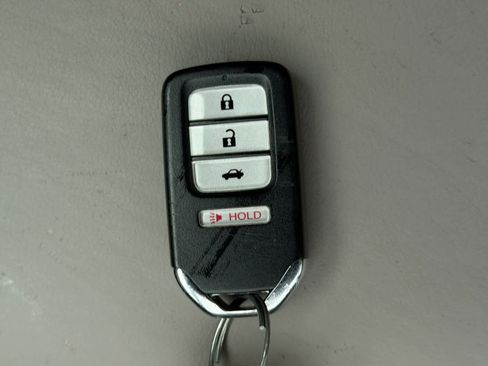 Used 2015 Honda Civic EX-L image 37