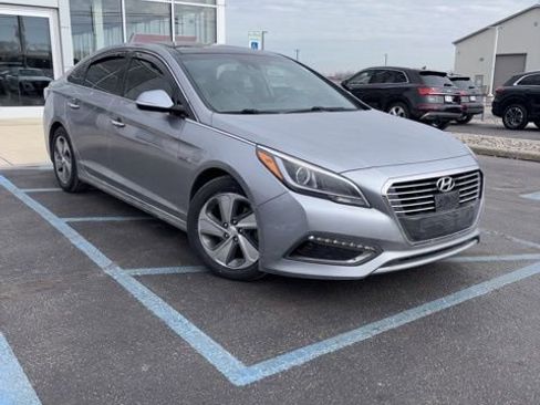 Used 2016 Hyundai Sonata Limited w/ Option Group 02 image 1