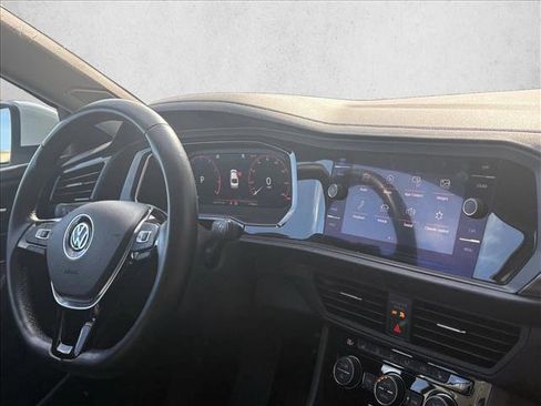 Used 2019 Volkswagen Jetta SEL image 22