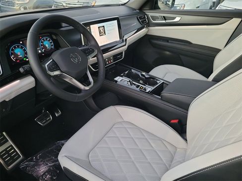 New 2026 Volkswagen Atlas Cross Sport SEL Premium R-Line image 7