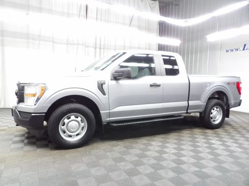 Used 2022 Ford F150 XL w/ Equipment Group 101A High AWD/4WD image 9