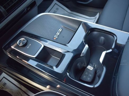 Used 2025 Buick Enclave Preferred w/ LPO, Floor Liner Package FWD image 35