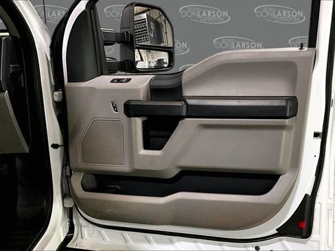 Certified 2017 Ford F250 XL w/ Power Equipment Group AWD/4WD image 15