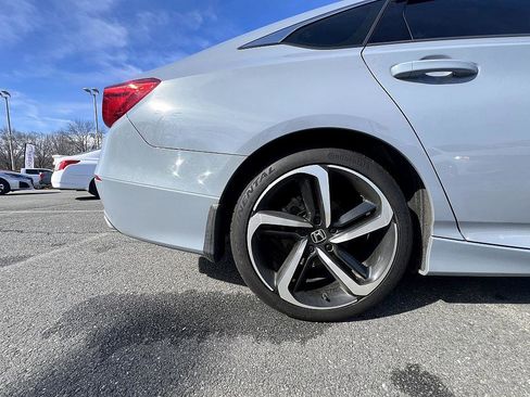 Used 2022 Honda Accord Sport Special Edition image 13