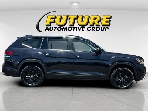Used 2022 Volkswagen Atlas SE FWD image 3