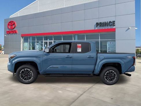 New 2026 Toyota Tacoma TRD Sport image 7