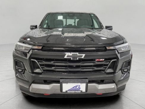 Used 2023 Chevrolet Colorado Z71 w/ Z71 Convenience Package 2 image 13