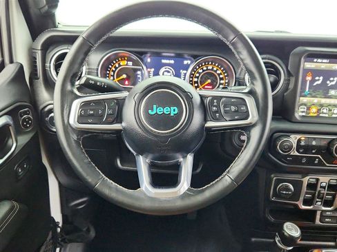 Used 2021 Jeep Wrangler Unlimited Sahara image 28