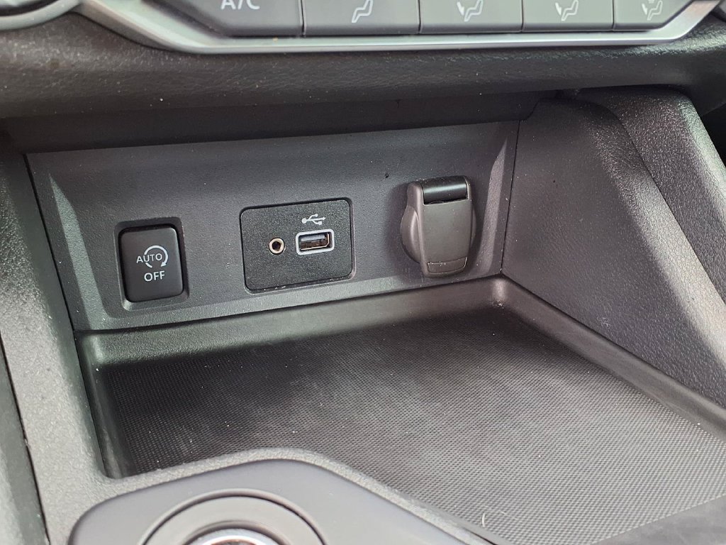 Used 2025 Nissan Sentra S FWD image 25