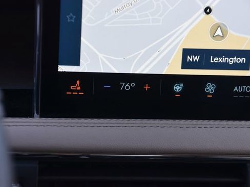 Used 2024 Lincoln Corsair Reserve w/ Equipment Group 201A image 39