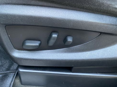 Used 2018 Chevrolet Silverado 1500 LT w/ All Star Edition image 25