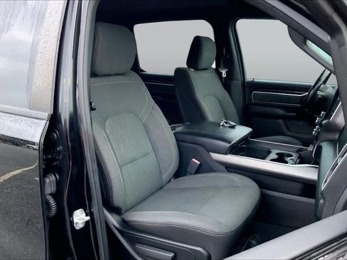 Used 2019 RAM 1500 Big Horn RWD image 9