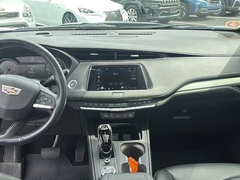 Used 2021 Cadillac XT4 Premium Luxury w/ Cold Weather Package FWD image 12