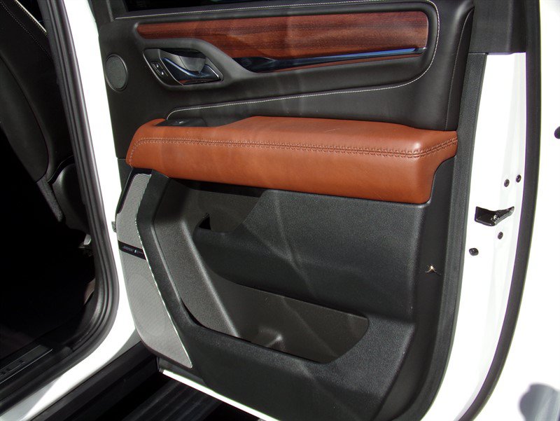 Used 2024 GMC Yukon XL Denali Ultimate AWD/4WD image 54