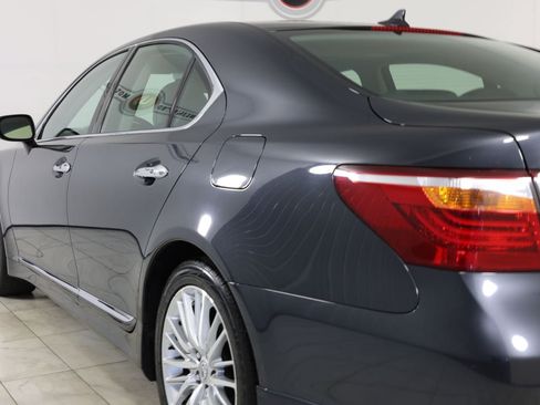 Used 2010 Lexus LS 460 RWD image 48