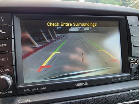 Used 2011 Chrysler Town & Country Touring image 25