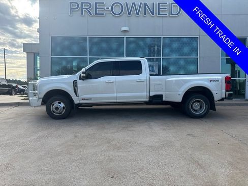 Used 2023 Ford F350 Lariat w/ Lariat Ultimate Package AWD/4WD image 1