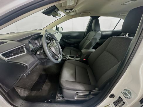 Used 2023 Toyota Corolla LE FWD image 13