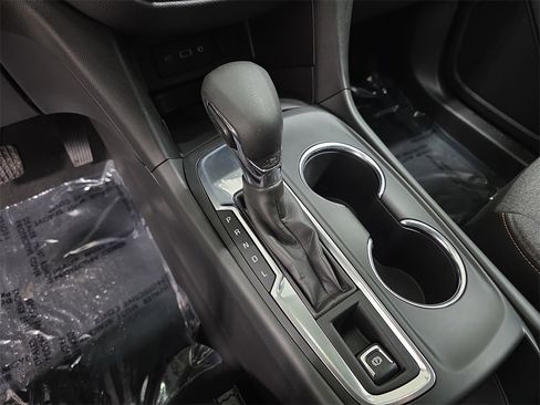 Used 2022 Chevrolet Equinox LT image 25