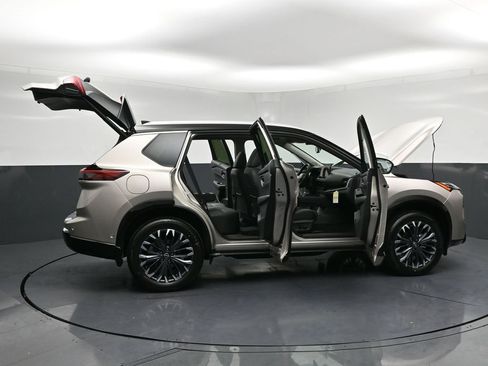 New 2026 Nissan Rogue Platinum w/ Platinum Premium Package image 37