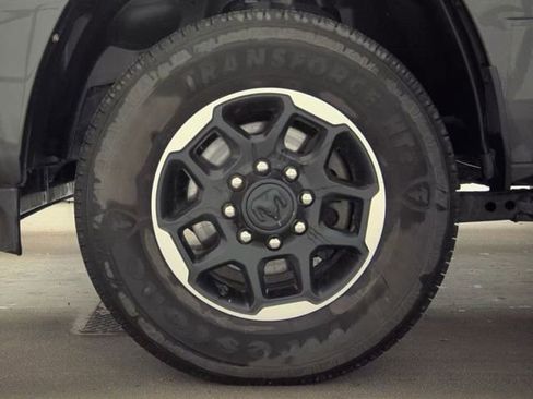 Used 2025 RAM 2500 Laramie AWD/4WD image 21