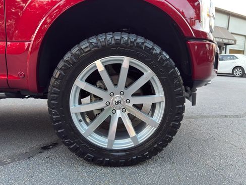Used 2018 Ford F150 Platinum w/ Equipment Group 701A Luxury AWD/4WD image 20