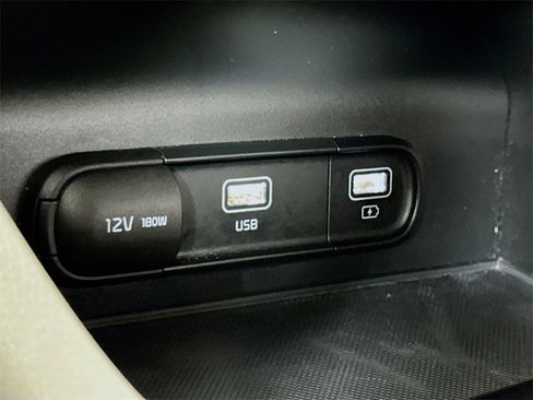 Used 2021 Kia K5 LXS image 28
