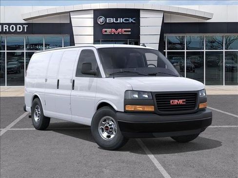 New 2025 GMC Savana 3500 w/ Driver Convenience Package image 7