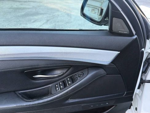 Used 2014 BMW 550i Sedan RWD image 7