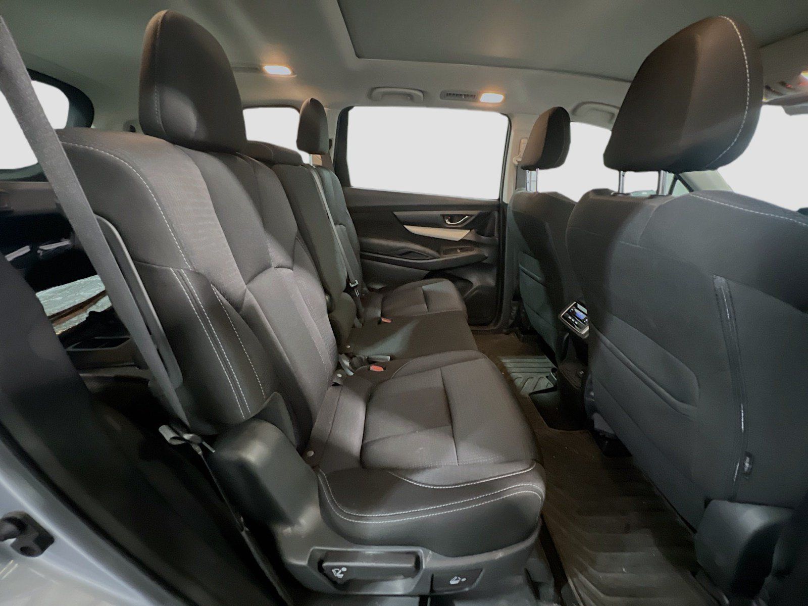 Used 2019 Subaru Ascent Premium AWD/4WD image 21