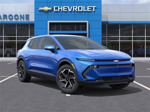 New 2026 Chevrolet Equinox EV LT image 7