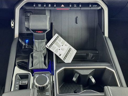 New 2026 Toyota Tundra Limited AWD/4WD image 33