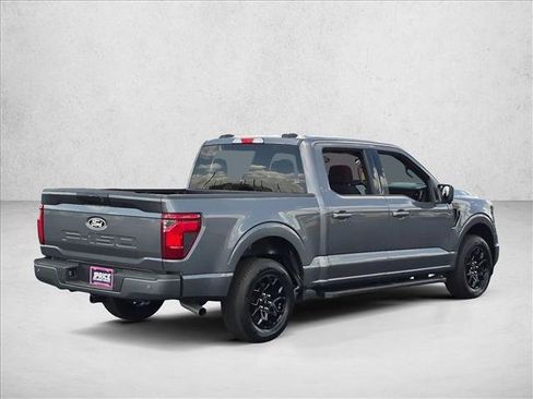 Used 2024 Ford F150 XLT w/ XLT Black Appearance Package RWD image 5