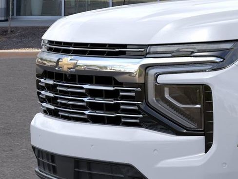 New 2026 Chevrolet Suburban Premier AWD/4WD image 13