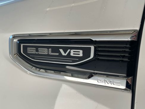 New 2026 GMC Sierra 1500 SLT w/ SLT Premium Plus Package image 12