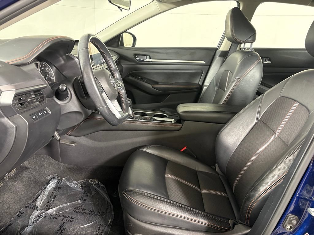 Used 2024 Nissan Altima 2.5 SR FWD image 21
